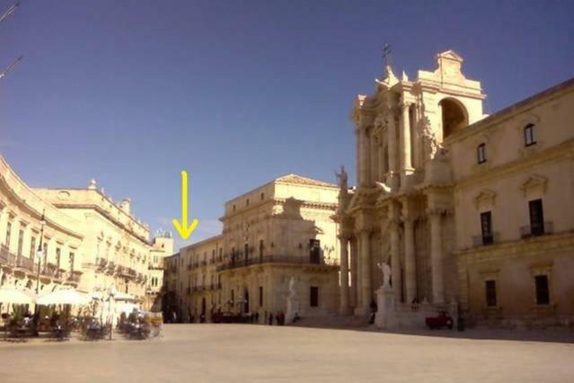 Domus 1333 Al Duomo Villa Siraküza Dış mekan fotoğraf
